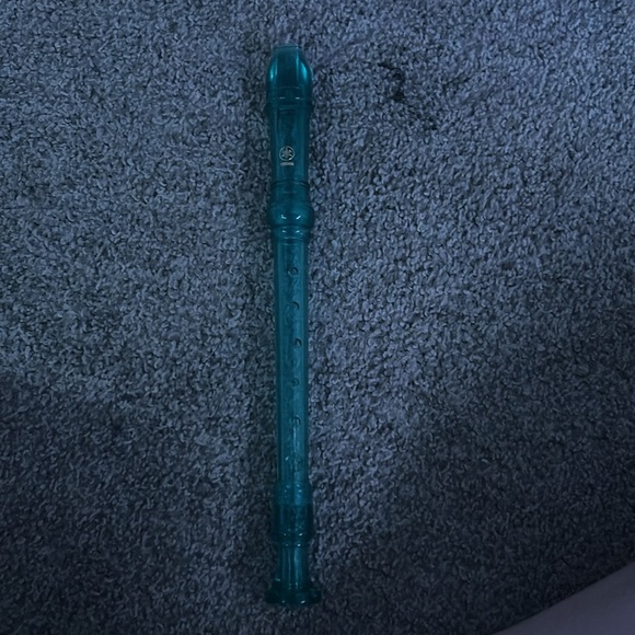 Yamaha recorder only been used once, cleaned right after. - Picture 3 of 4